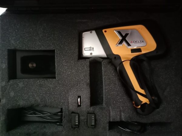 Olympus DP6000 Handheld XRF Analyzer