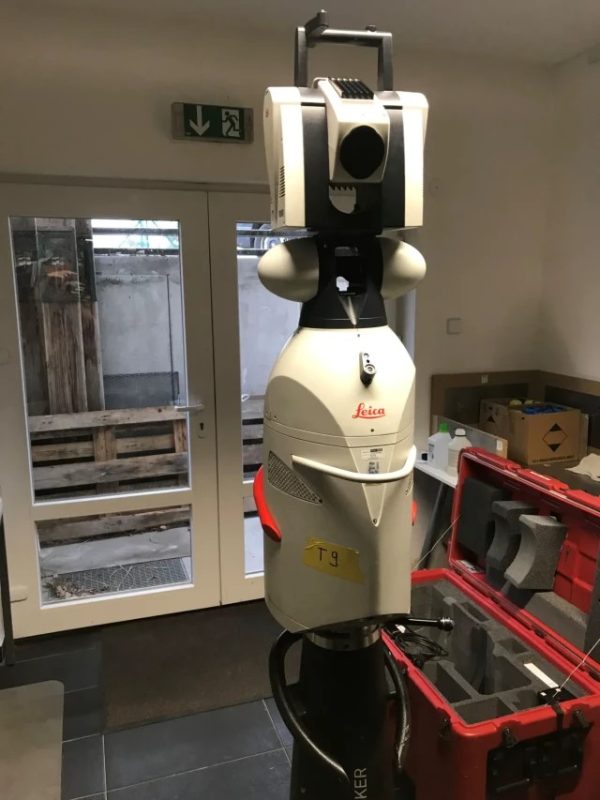 Leica AT-901-MR Laser Tracker system