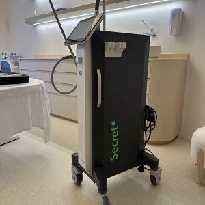 Cutera Secret PRO RF microneedling with Co2