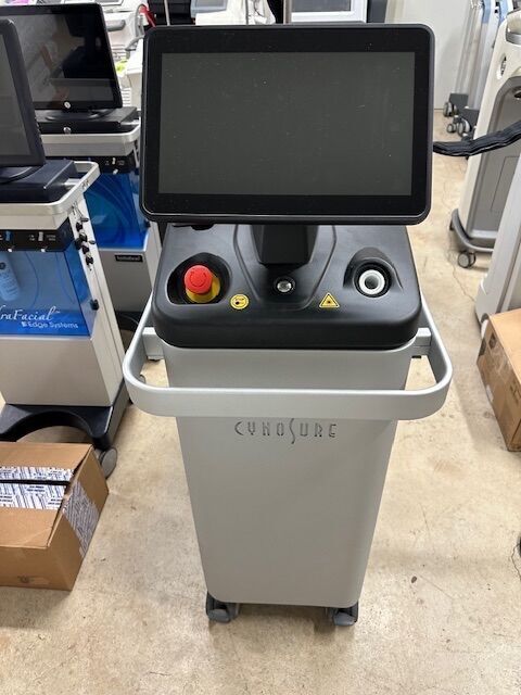 Cynosure Elite iQ Laser For Sale