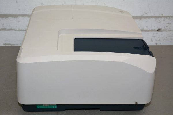 Jasco V-730 UV-Visible Spectrophotometer - Image 2