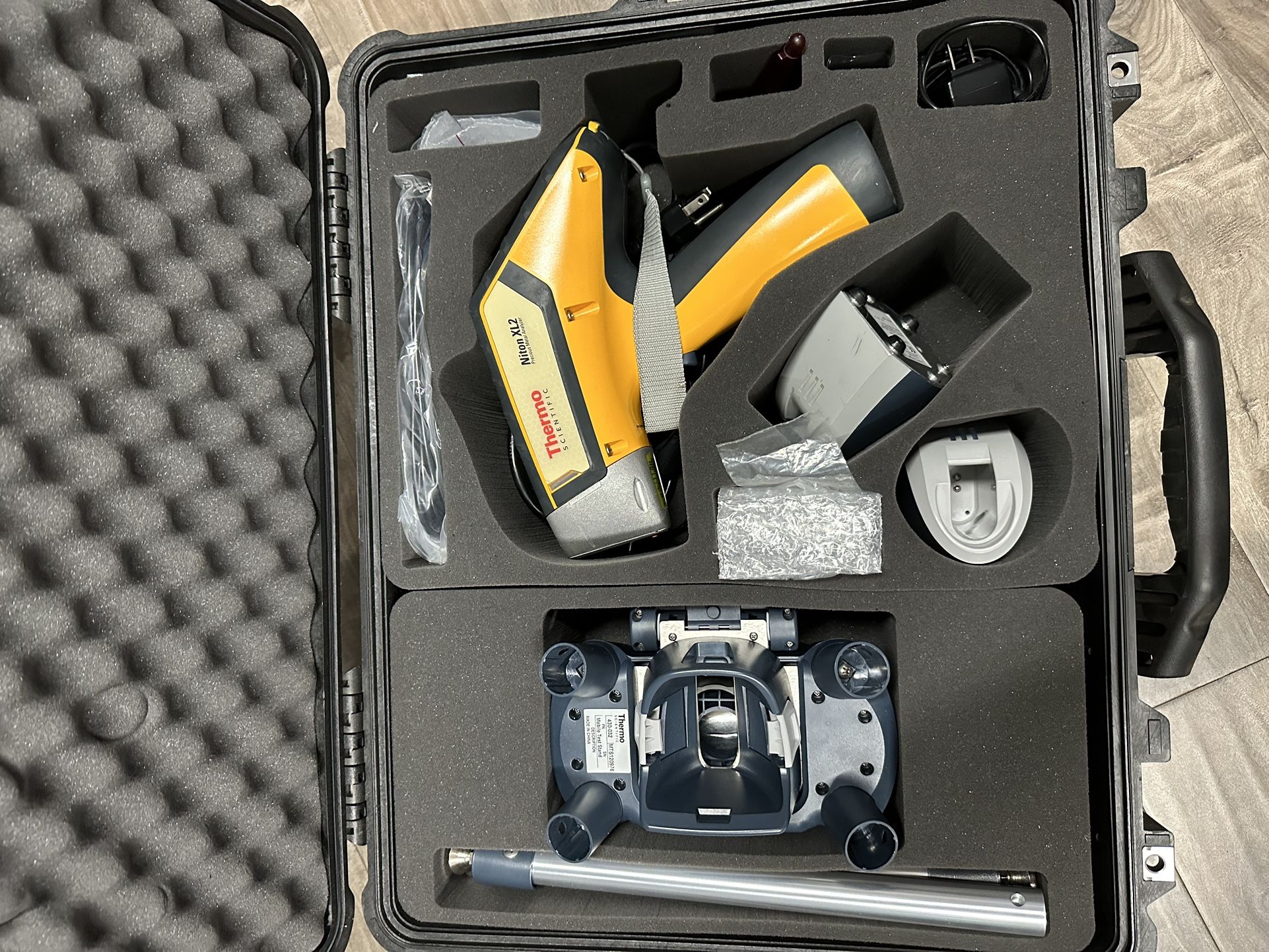 Niton XL2 100 XRF Precious Metal Analyzer