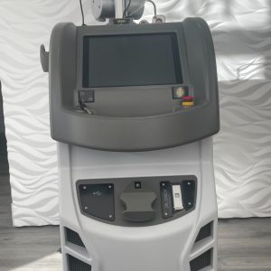 Quanta System Q-Plus EVO Machine