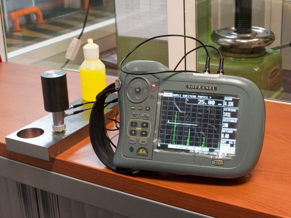 Sonatest D10+ Ultrasonic Flaw Detector