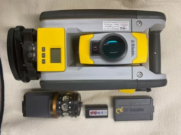 Trimble RTS 773 Robotic Total Station - Image 3