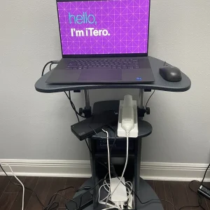 iTero Element Flex Portable Intraoral Scanner + Laptop