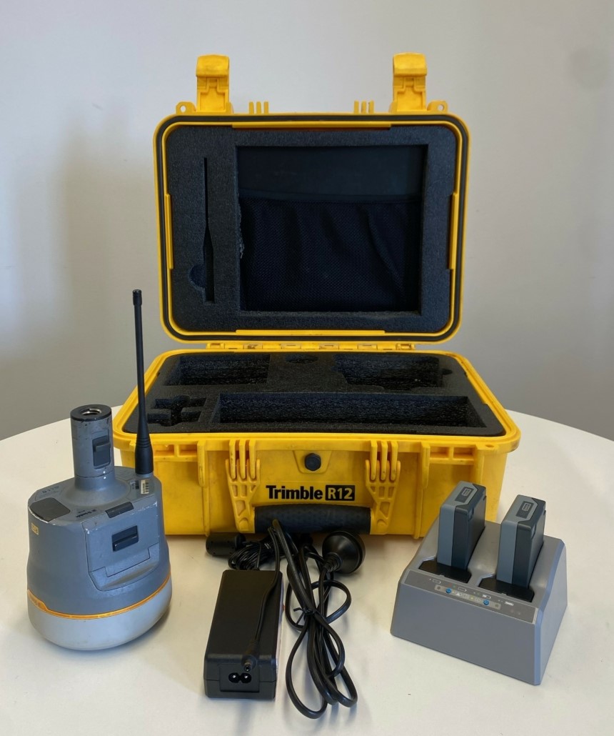 Trimble R12i GNSS Receiver System