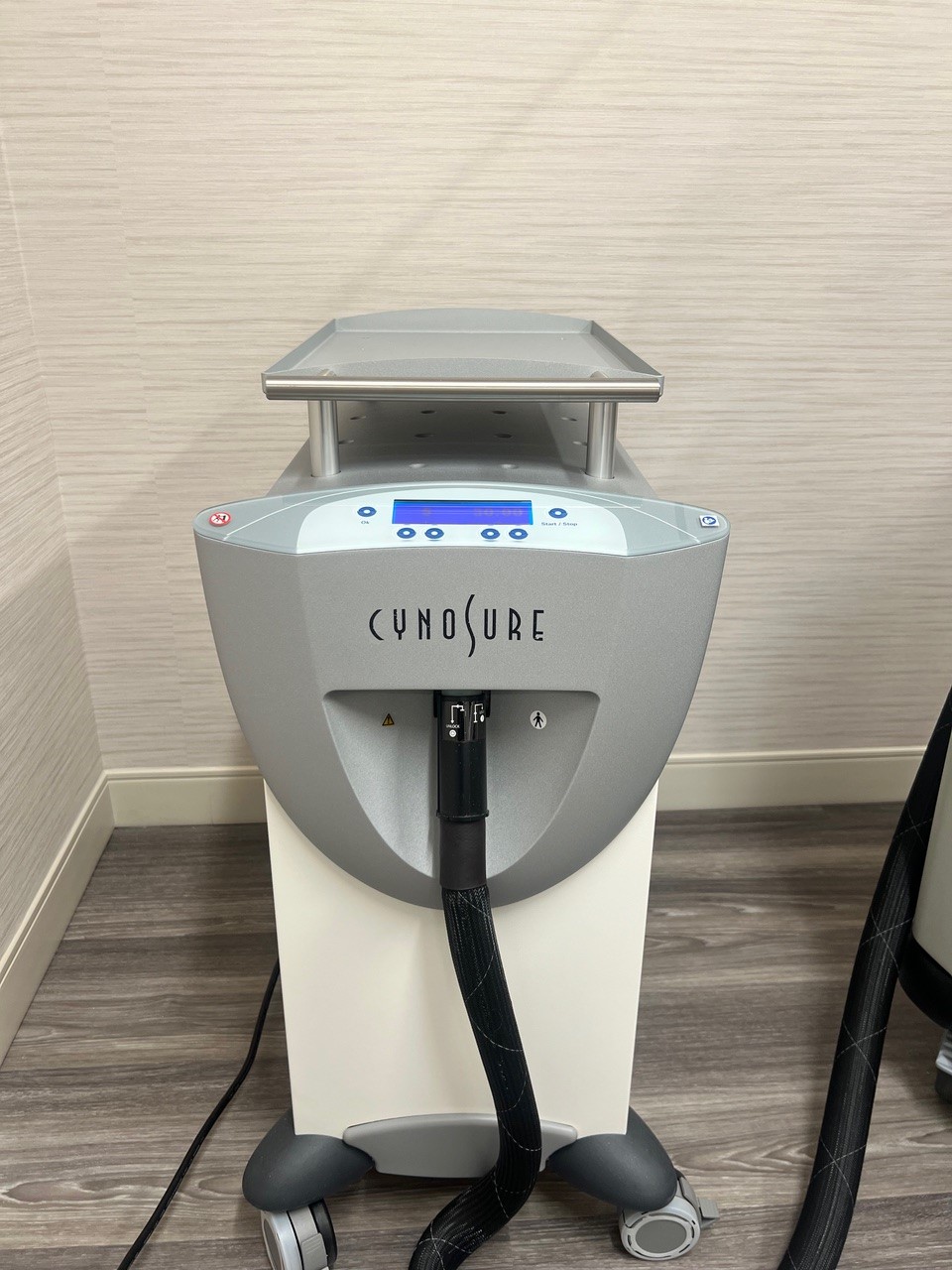 Cynosure Elite Plus Laser - Image 2