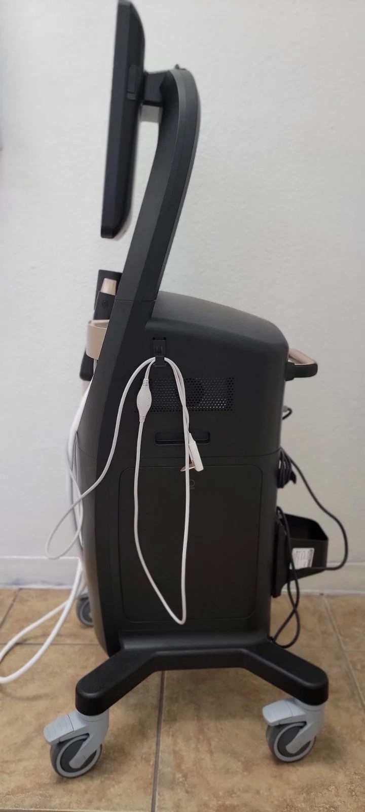 Reveal Denza RF Laser - Image 3