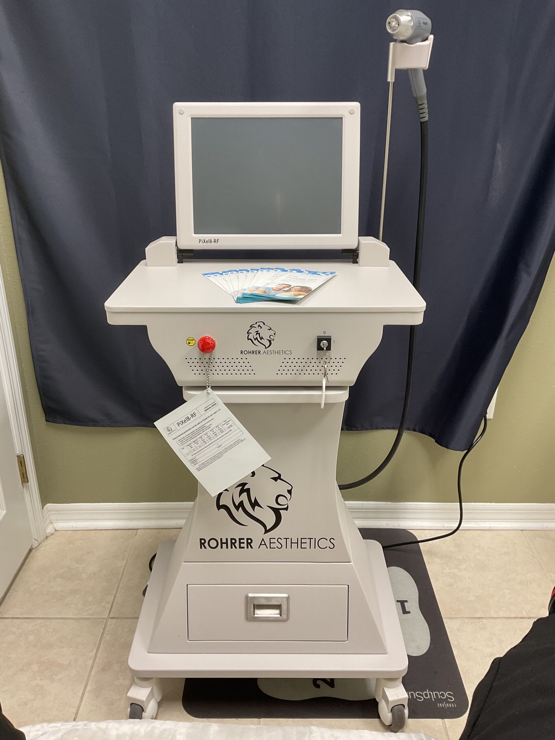 Rohrer Aesthetics Pixel8 RF Microneedling